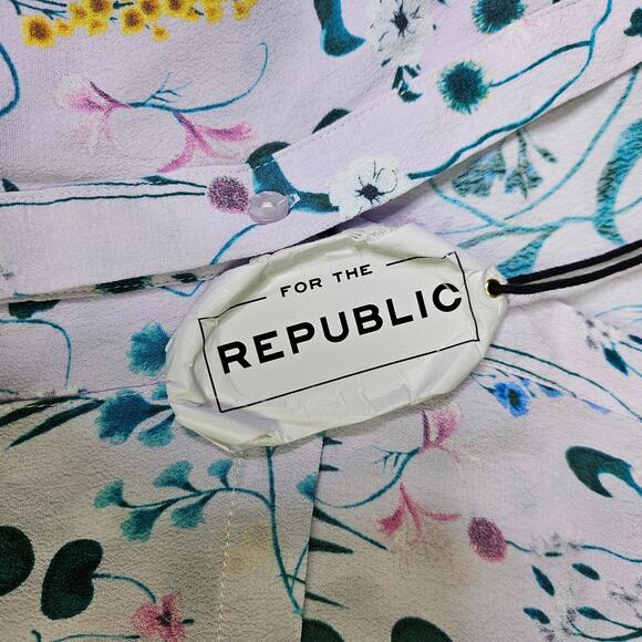 🦃New For The Republic Floral Spring Long Sleeve Blouse V Neck Half Button Small - Picture 11 of 13